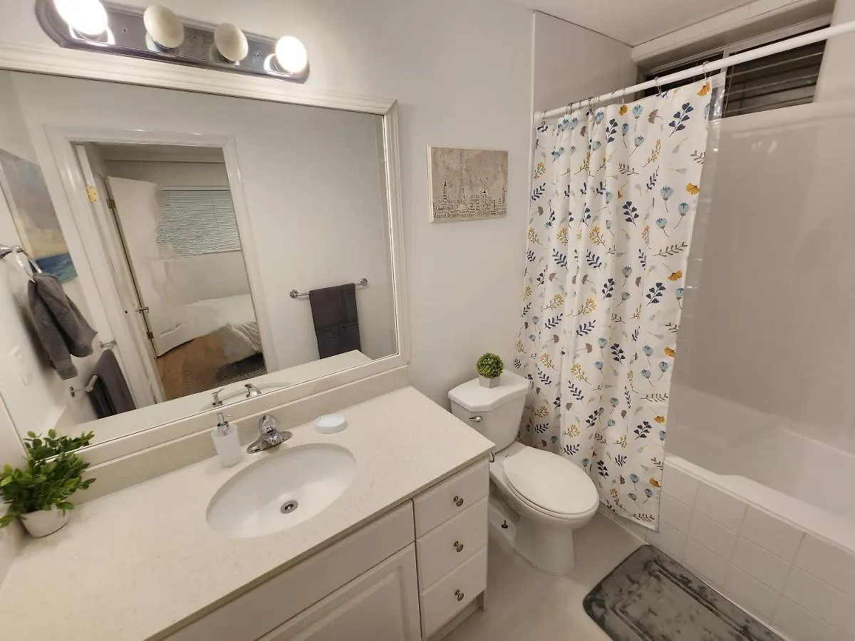 Guest house Charming East Van Hideaway - Near Skytrain Vancouver