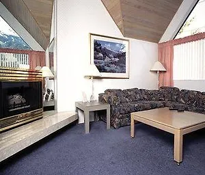 Hotel Powder's Edge, Vancouver